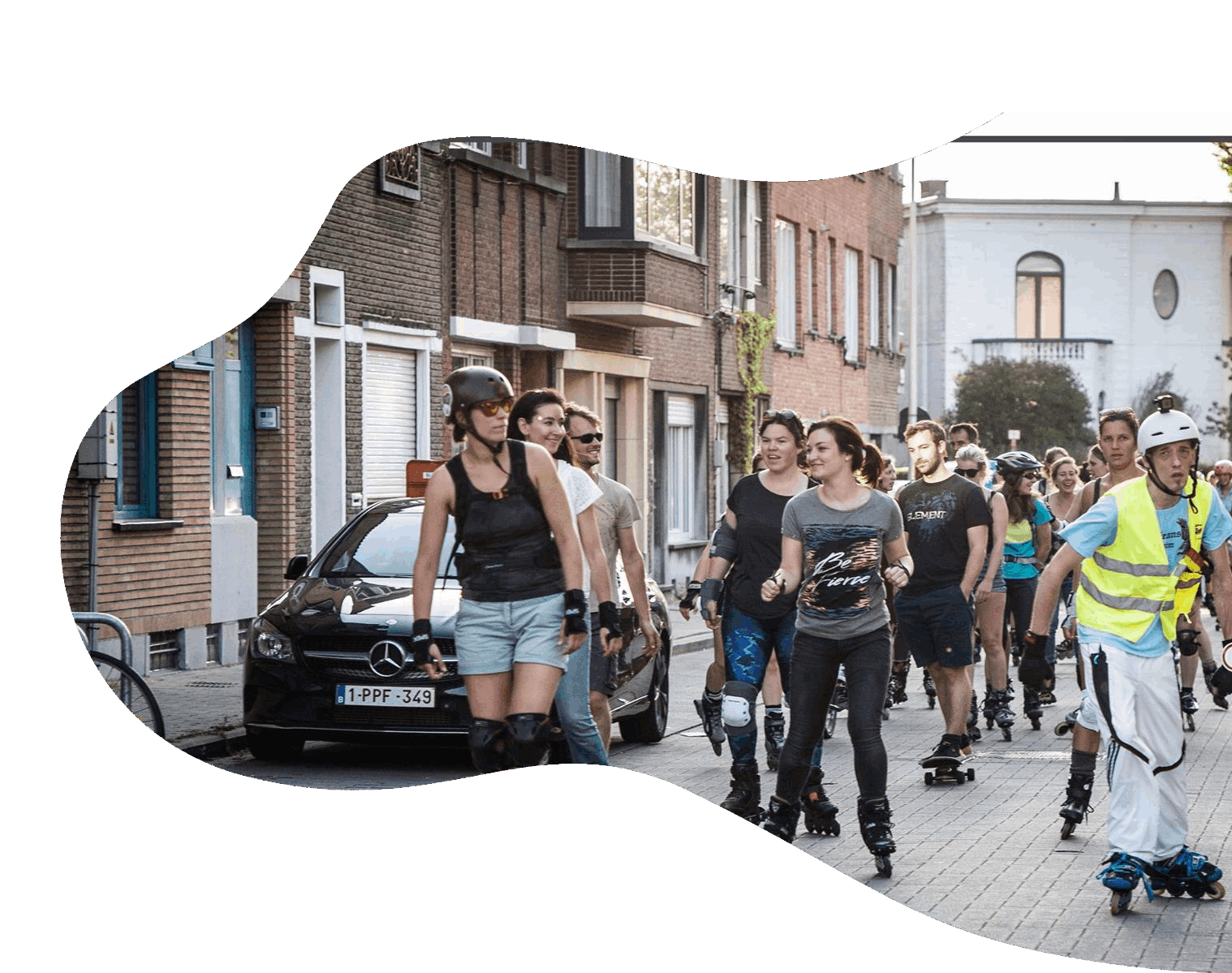 De Gentse Rollerparade: Voor de 17de editie 2025 is de start opnieuw aan de Yachtdreef, aan de Watersportbaan, Gent met gratis parking. 1x in de maand van April tot Oktober.